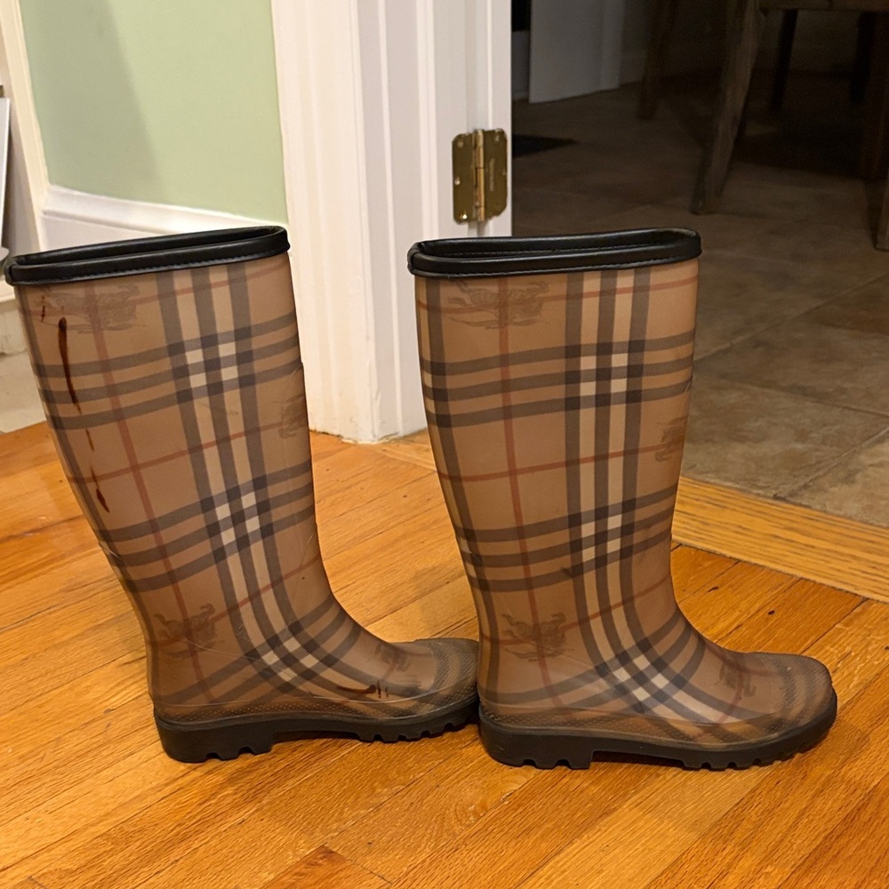 Burberry Plaid Rain Boots